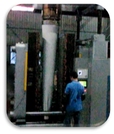2.4米長(zhǎng)桌板吹塑機(jī).png